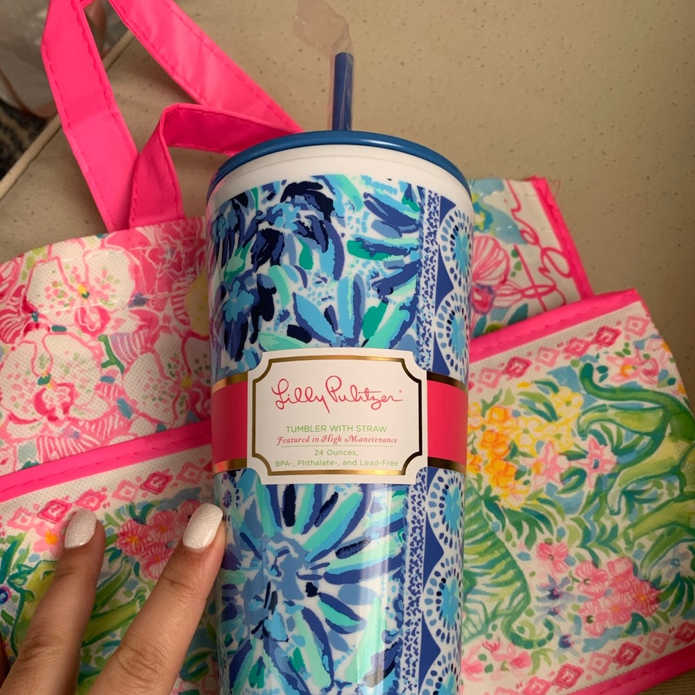 NWT Lilly Pulitzer tumbler!